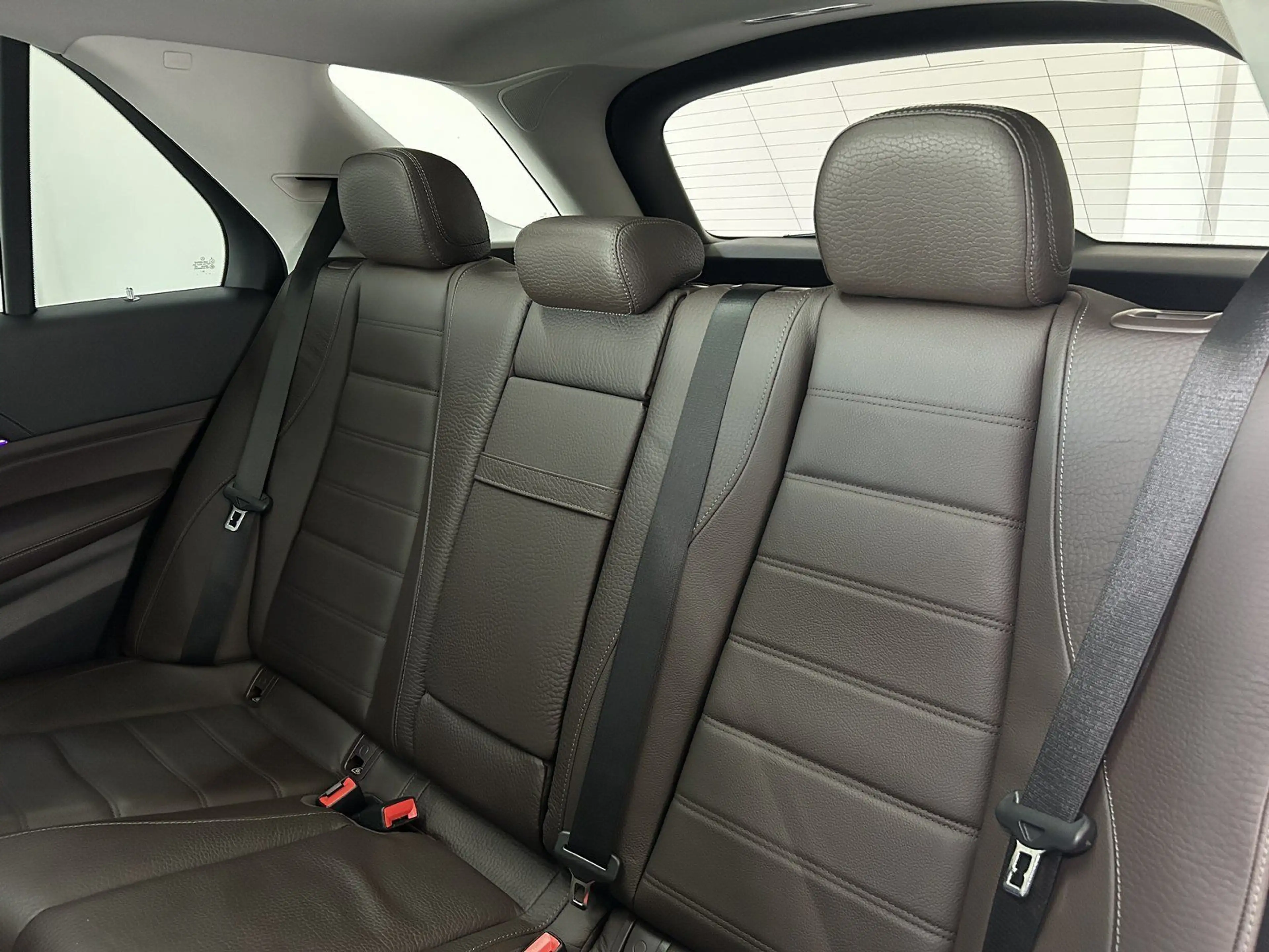 Mercedes-Benz GLE 450 4M AMG+MULTI-LED+PANO+BURM+360°+KEY+MEMO — photo 11