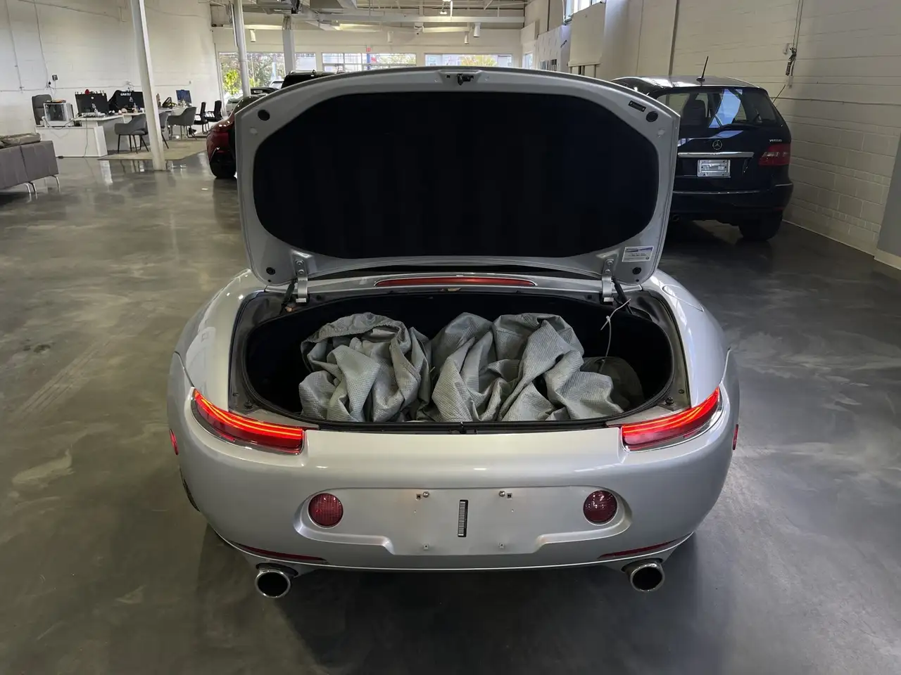 BMW Z8 снимка BMW Z8