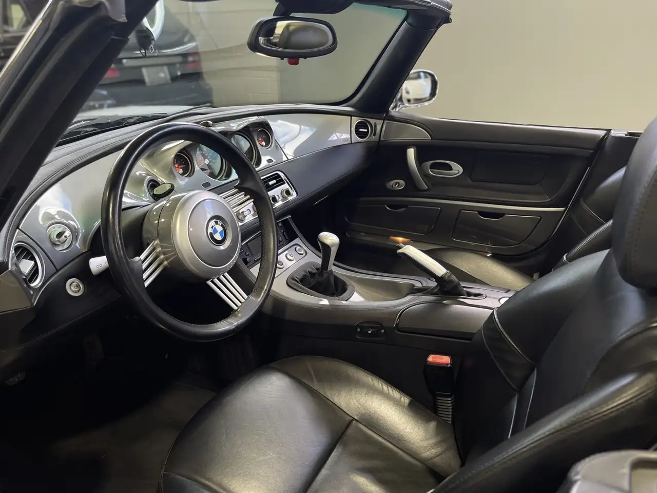BMW Z8 снимка BMW Z8