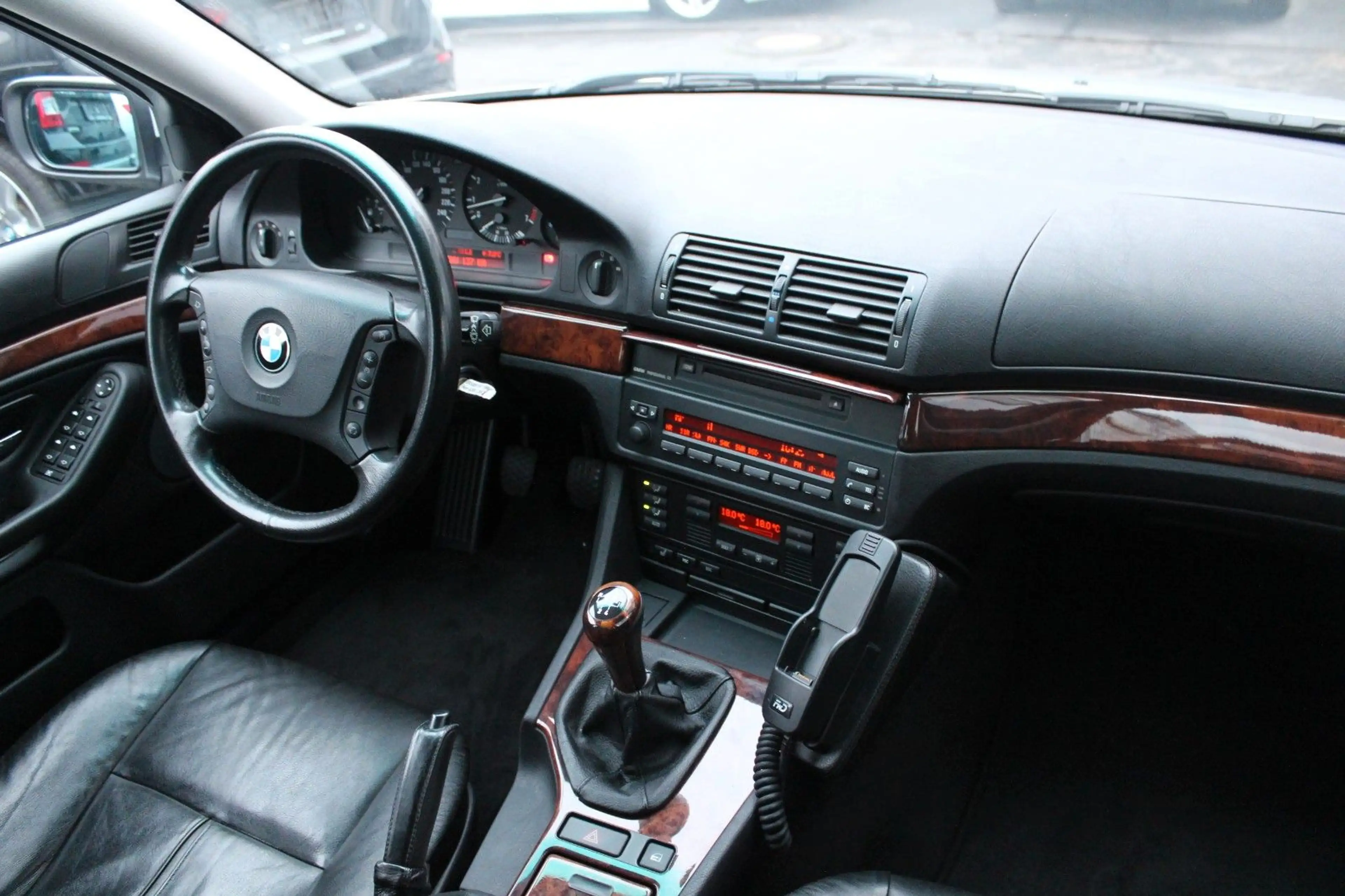BMW 530 i Touring PDC*Leder*Sitzheizung*Xenon*2.Hand — photo 15