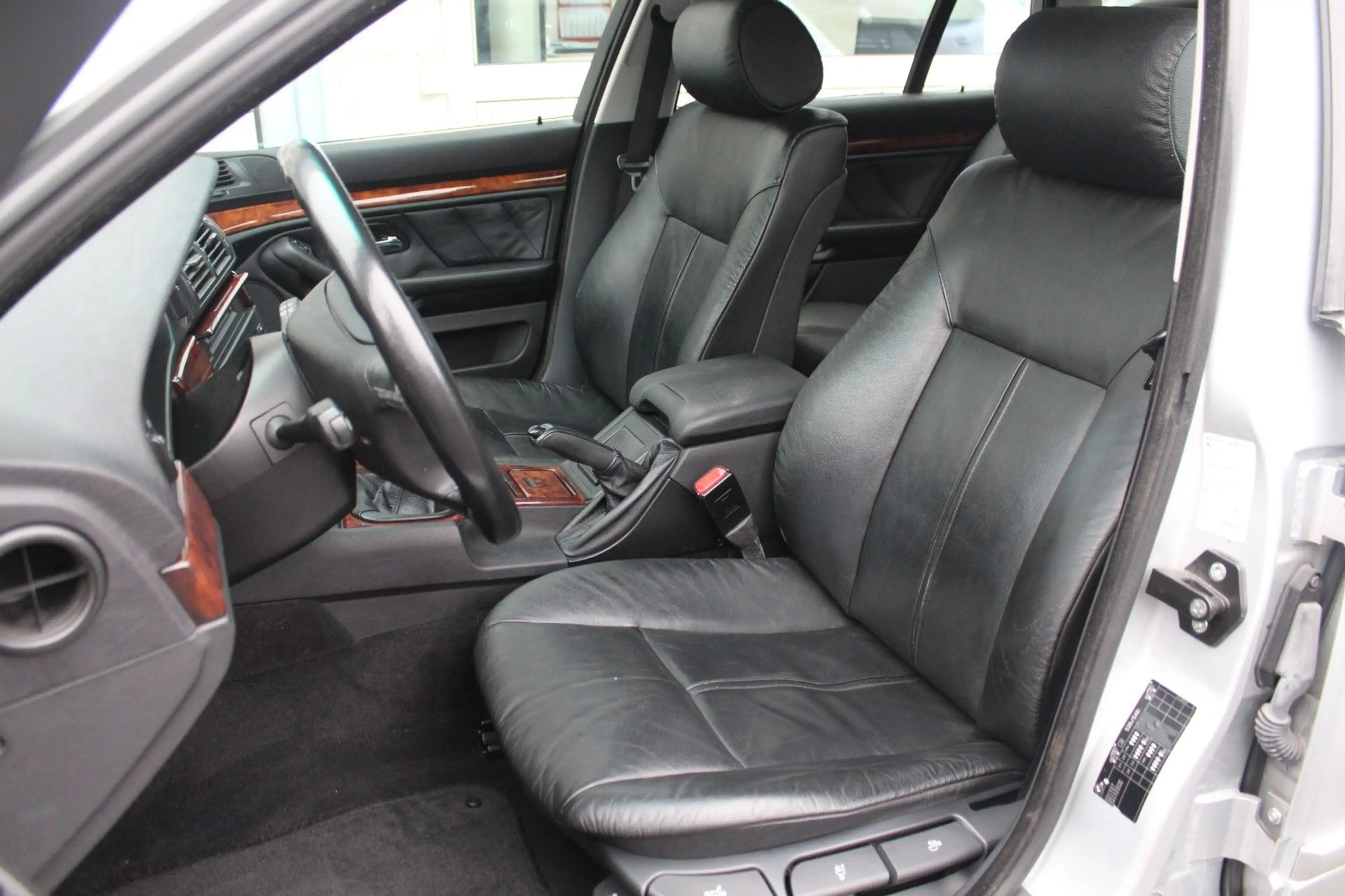 BMW 530 i Touring PDC*Leder*Sitzheizung*Xenon*2.Hand — photo 9
