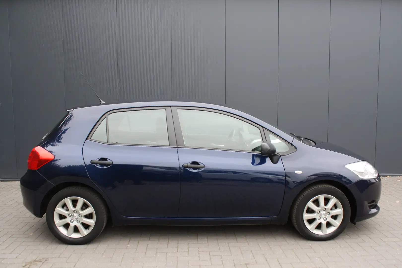 Toyota Auris 1.6-16V 1e EIGENAAR - AIRCO - TREKHAAK - 5-DEURS Blauw - 2