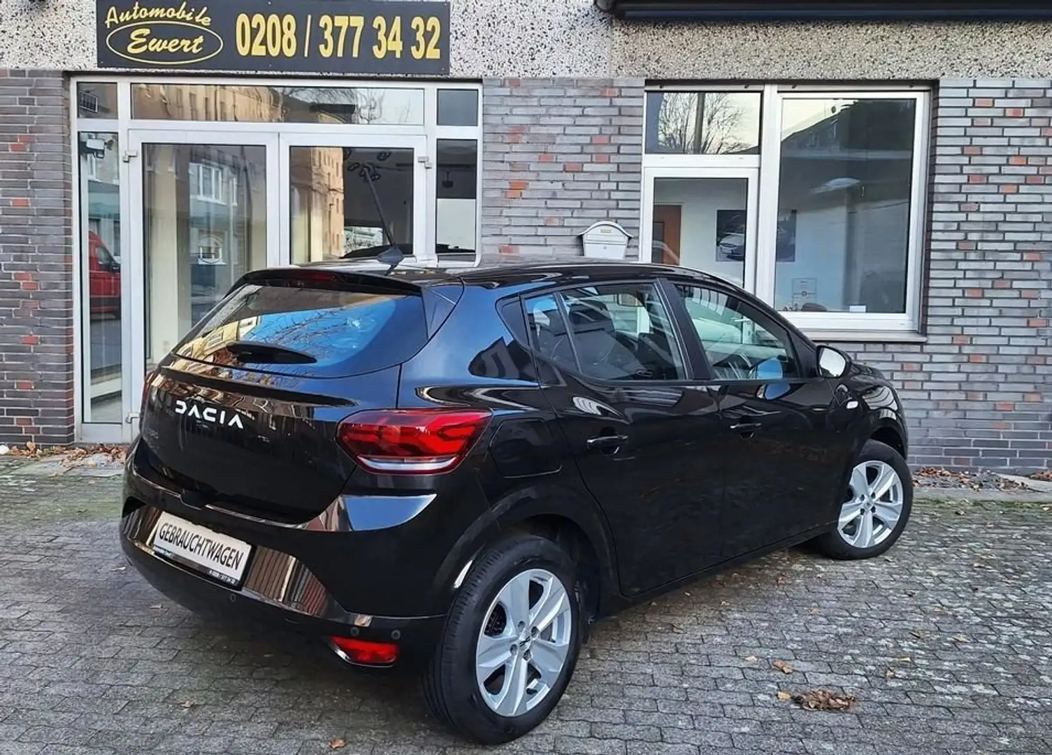 Dacia Sandero Automatik nur26Tkm 1.Hd Navi Kamera SHZ DAB Alu Noir - 2