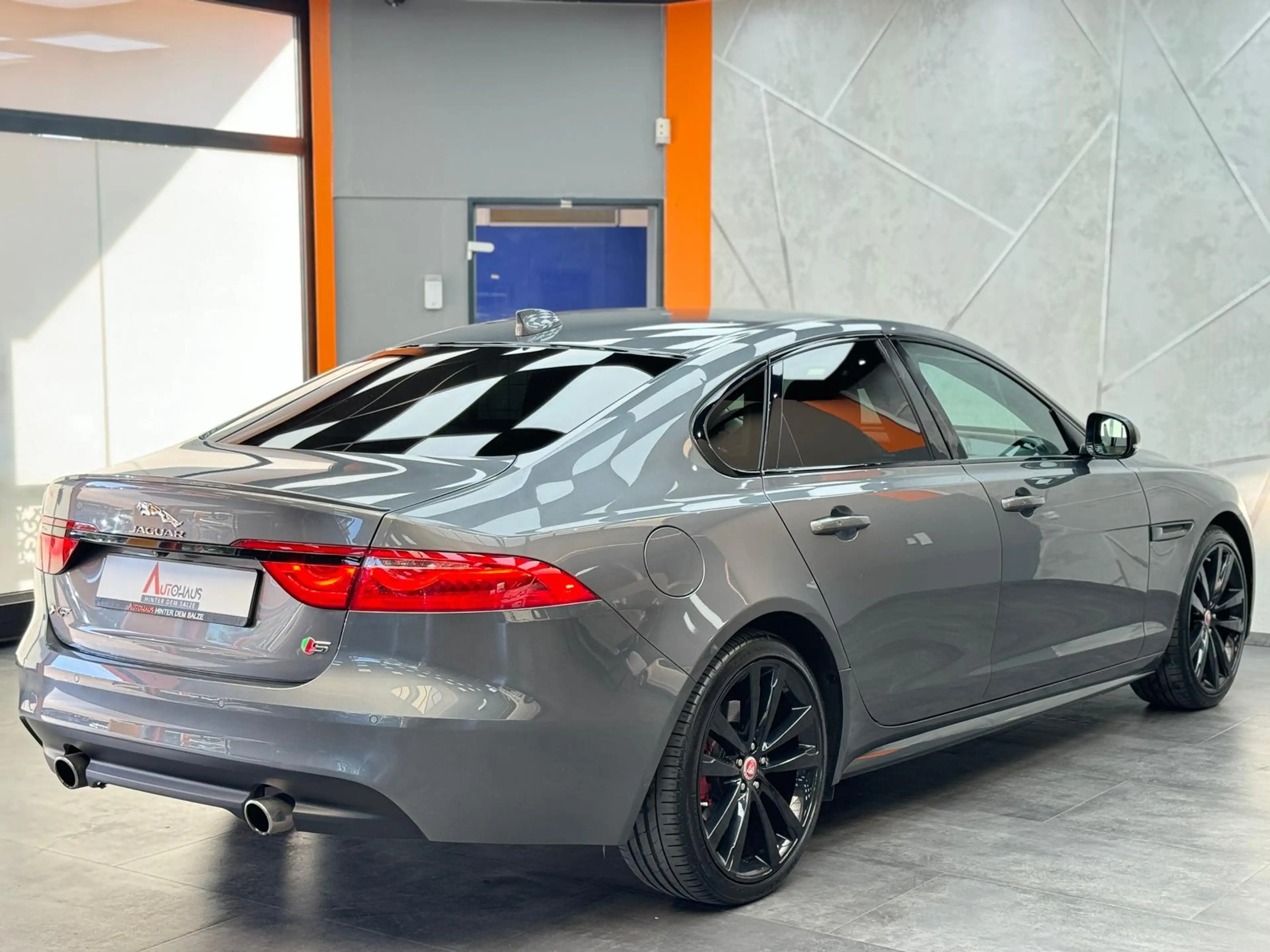 Jaguar XF 3.0 V6 24V Kompressor |KAM|PDC|SHZ|TEMP|AHK — photo 8