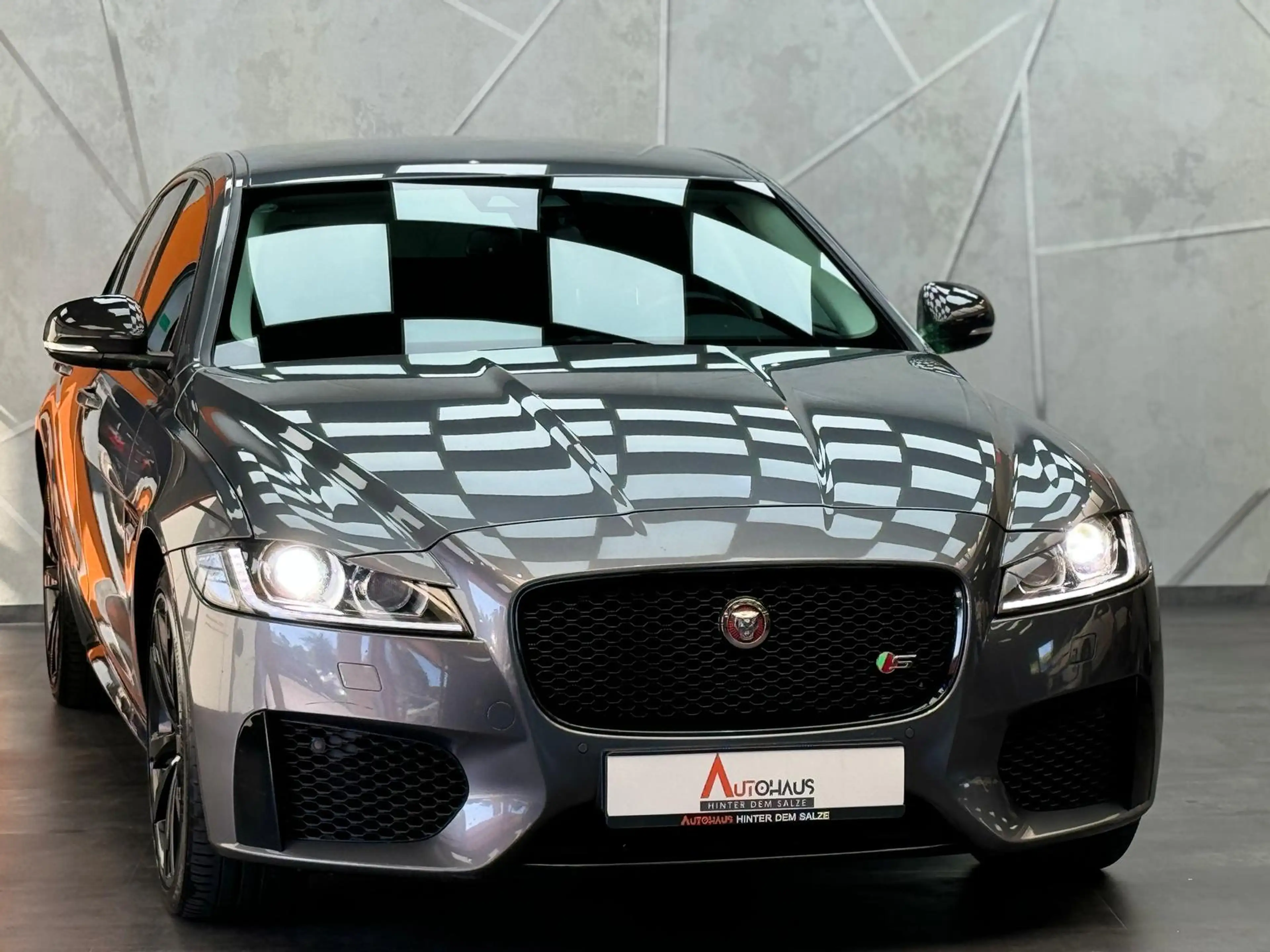 Jaguar XF 3.0 V6 24V Kompressor |KAM|PDC|SHZ|TEMP|AHK — photo 2