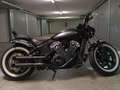 Indian Scout Bobber Nero - thumbnail 3