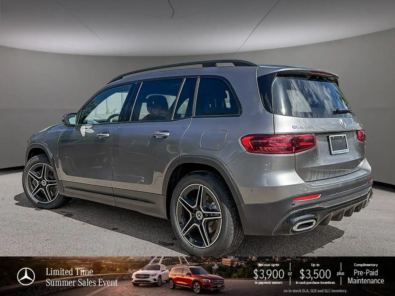 Mercedes-Benz GLB снимка Mercedes-Benz GLB
