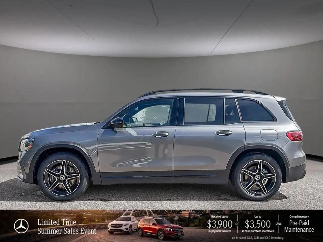 Mercedes-Benz GLB снимка Mercedes-Benz GLB