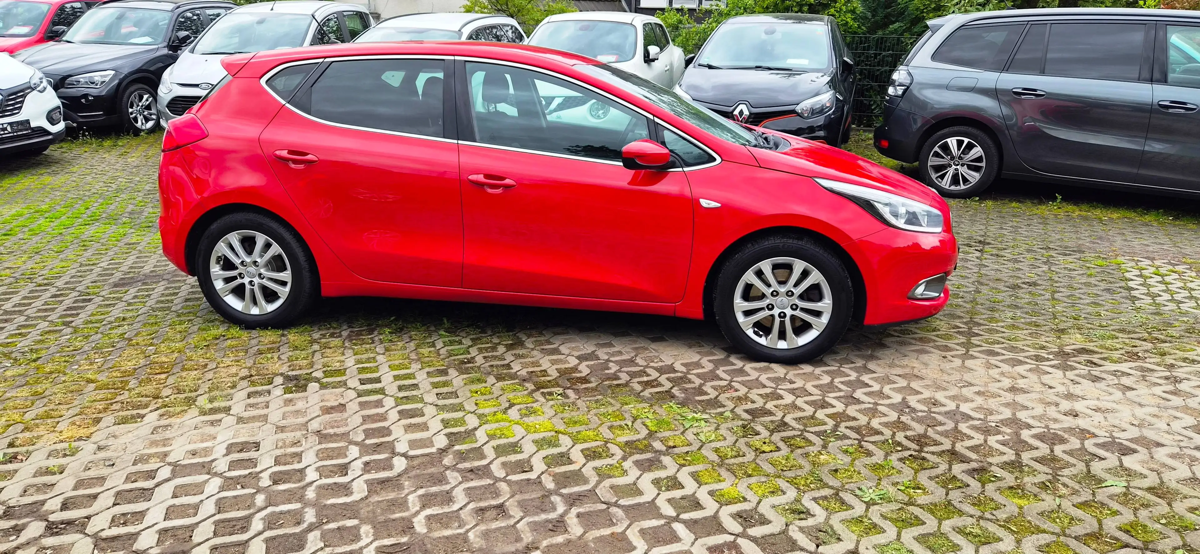 Kia Ceed / cee'd Dream Team/1Hand/Lenkradheizung/Sitzheizung/Finanzierung ab6,99 — photo 4
