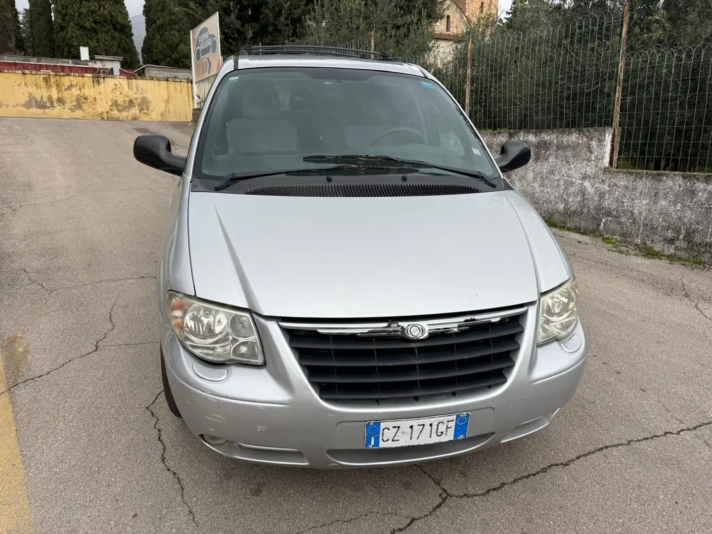 Chrysler Voyager Voyager IV 2004 2.8 crd LX Leather - 2