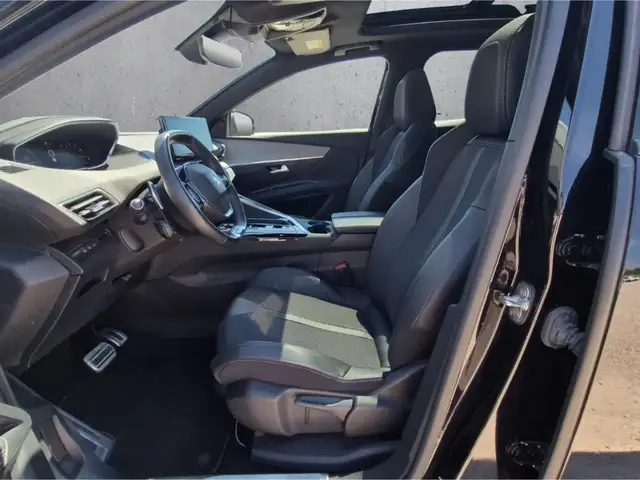 Peugeot 3008 view 9