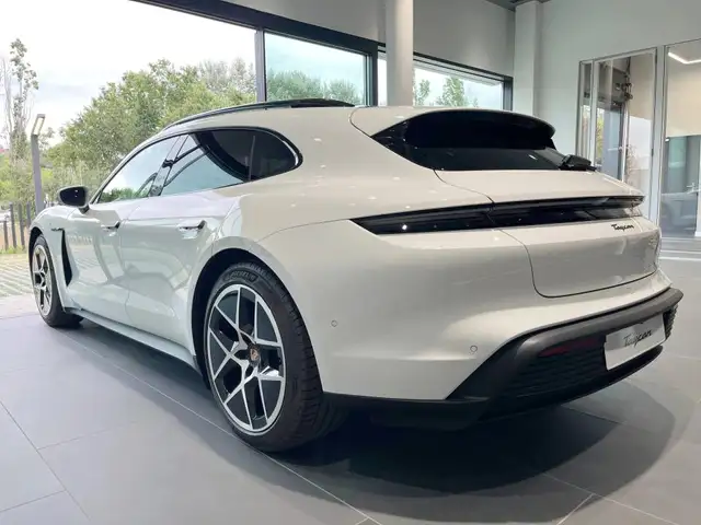 Porsche Taycan view 3
