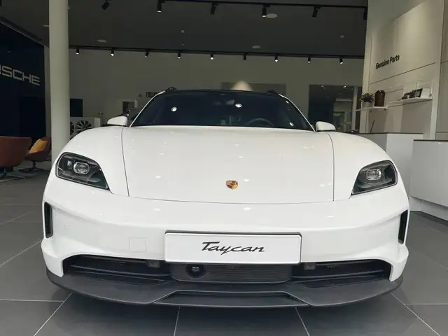 Porsche Taycan view 4