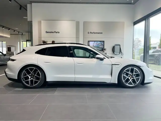 Porsche Taycan view 6