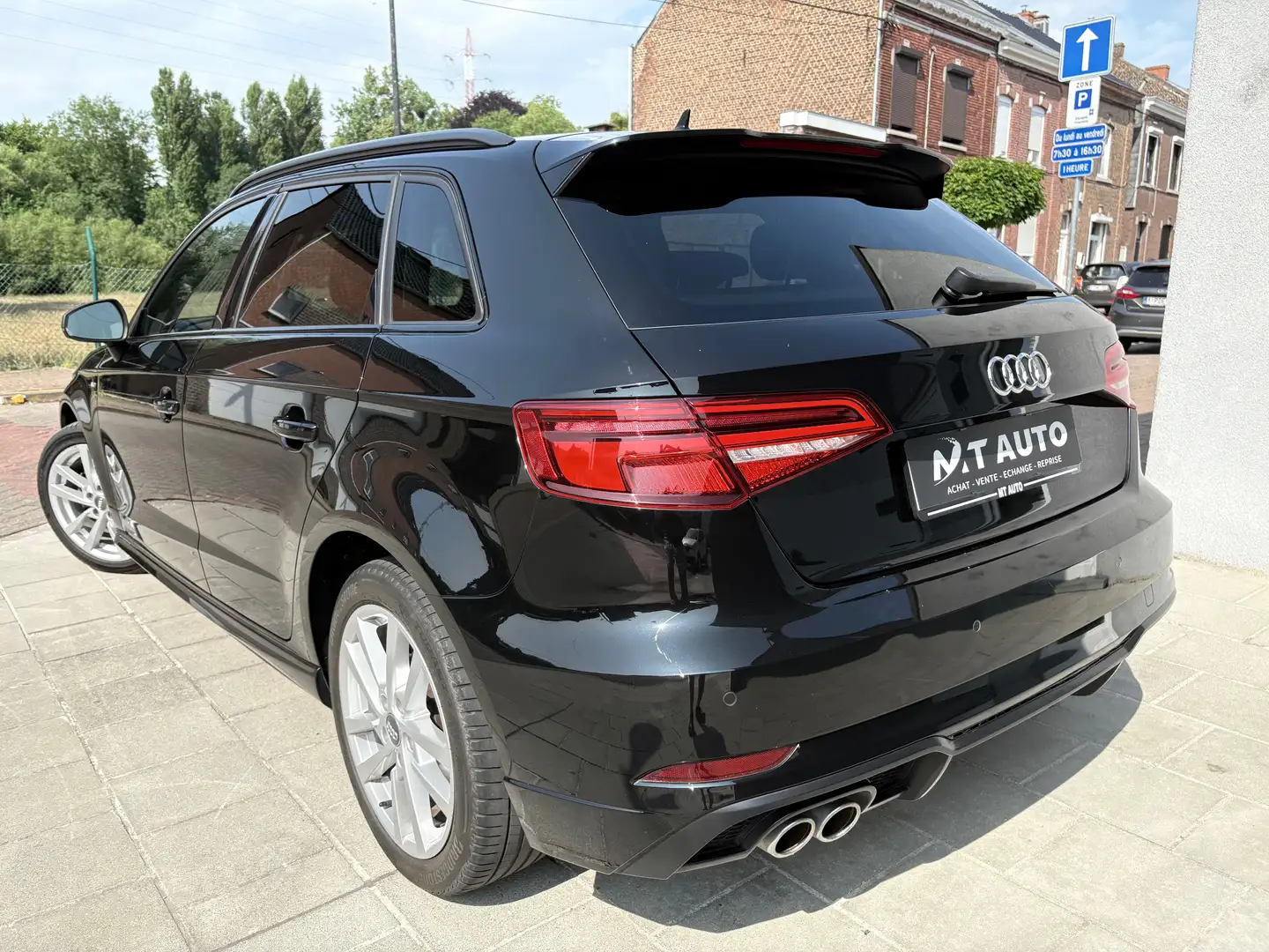 Audi A3 35TFSI S-Line / S-Tronic *Garantie 12mois Zwart - 2