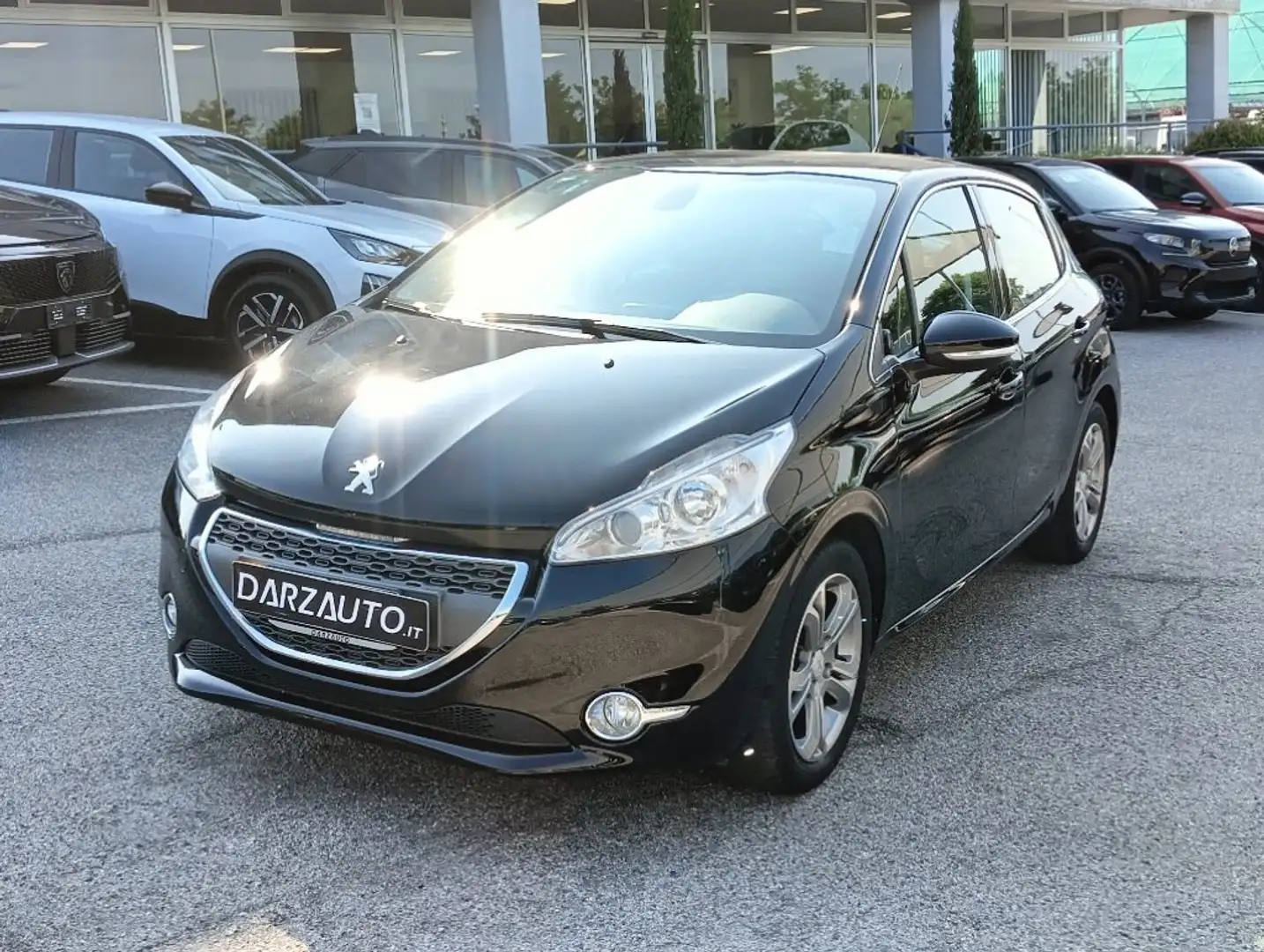 Peugeot 208 Allure 1.2 VTi 82 CV 5 porte Nero - 1