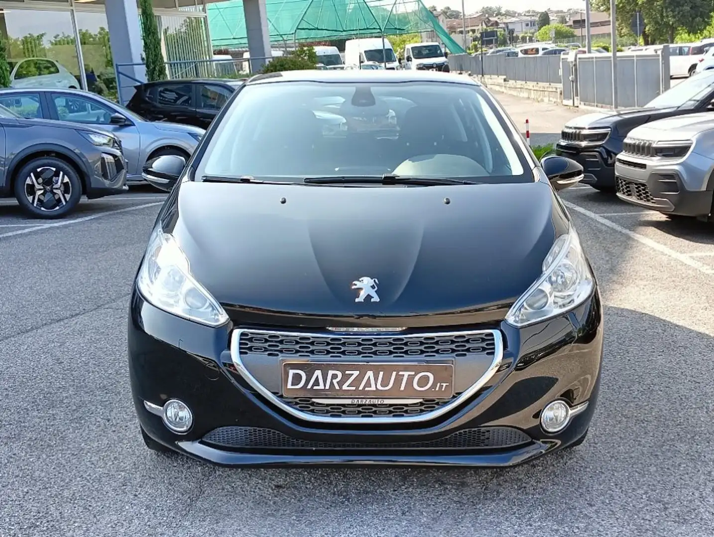 Peugeot 208 Allure 1.2 VTi 82 CV 5 porte Nero - 2