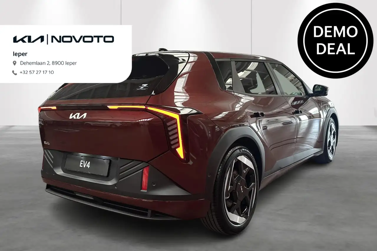 Kia EV4 2026