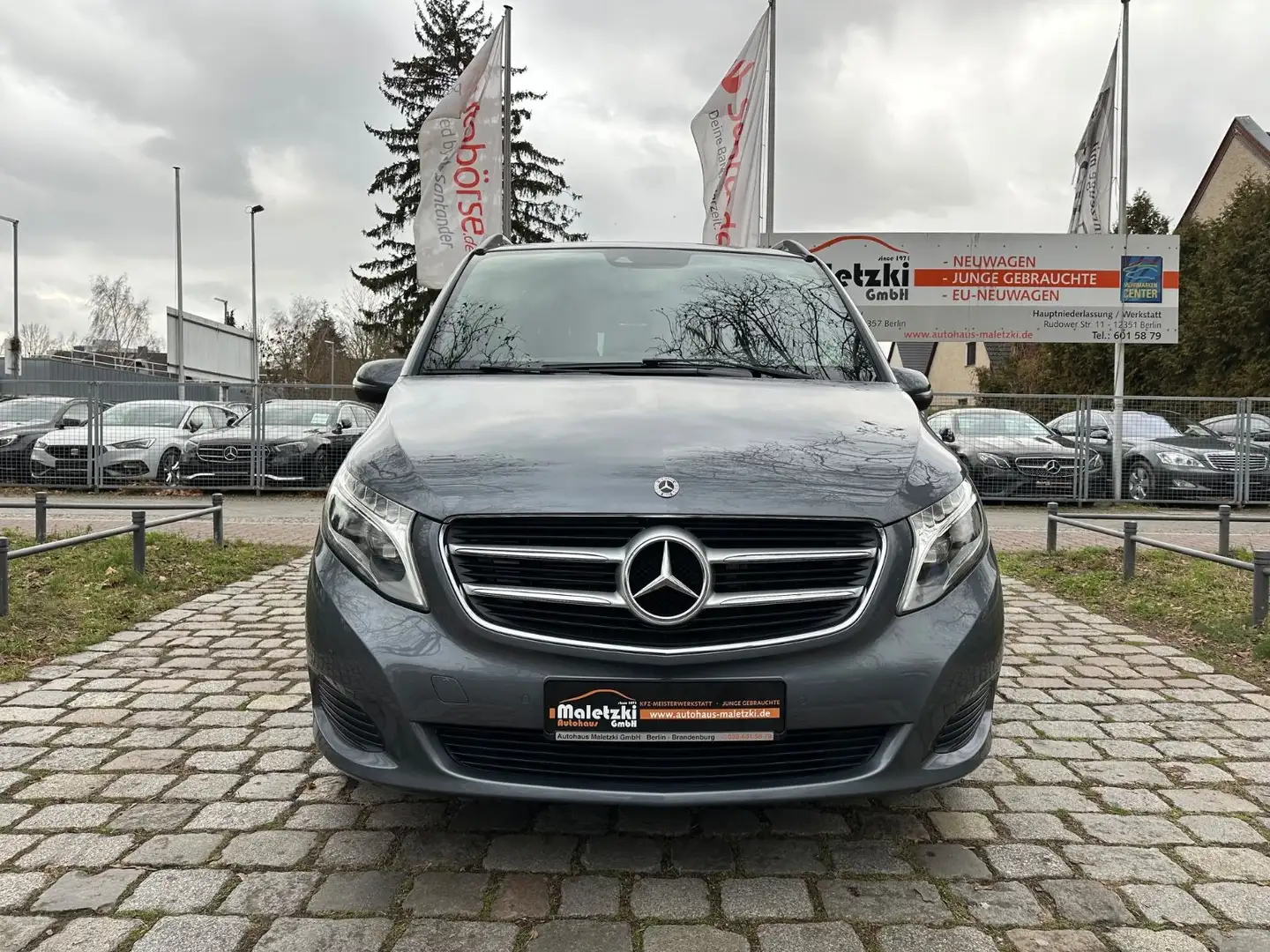 Mercedes-Benz V 250 d Lang Edition 4Matic*LED*StHz*Totwinkel* Šedá - 2