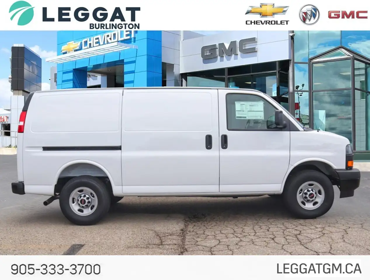 GMC Savana снимка GMC Savana