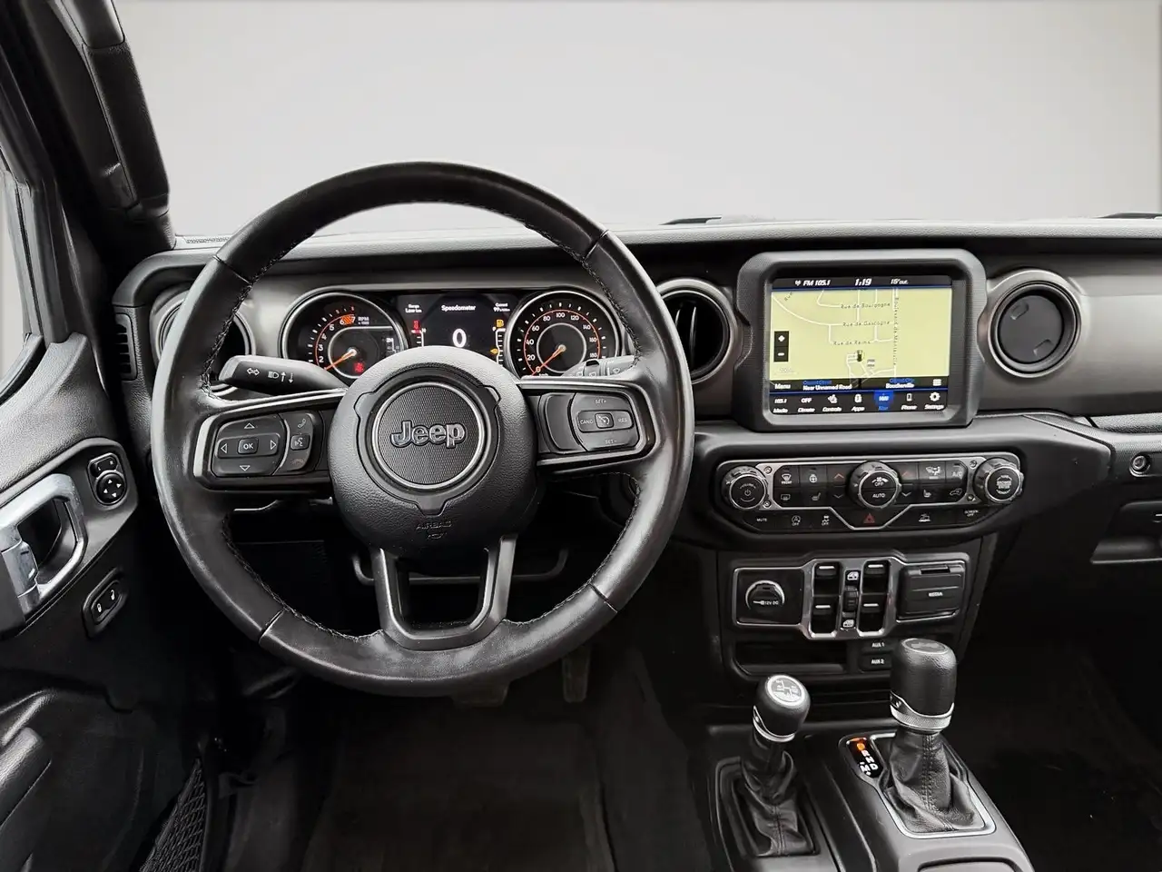 Jeep Wrangler снимка Jeep Wrangler
