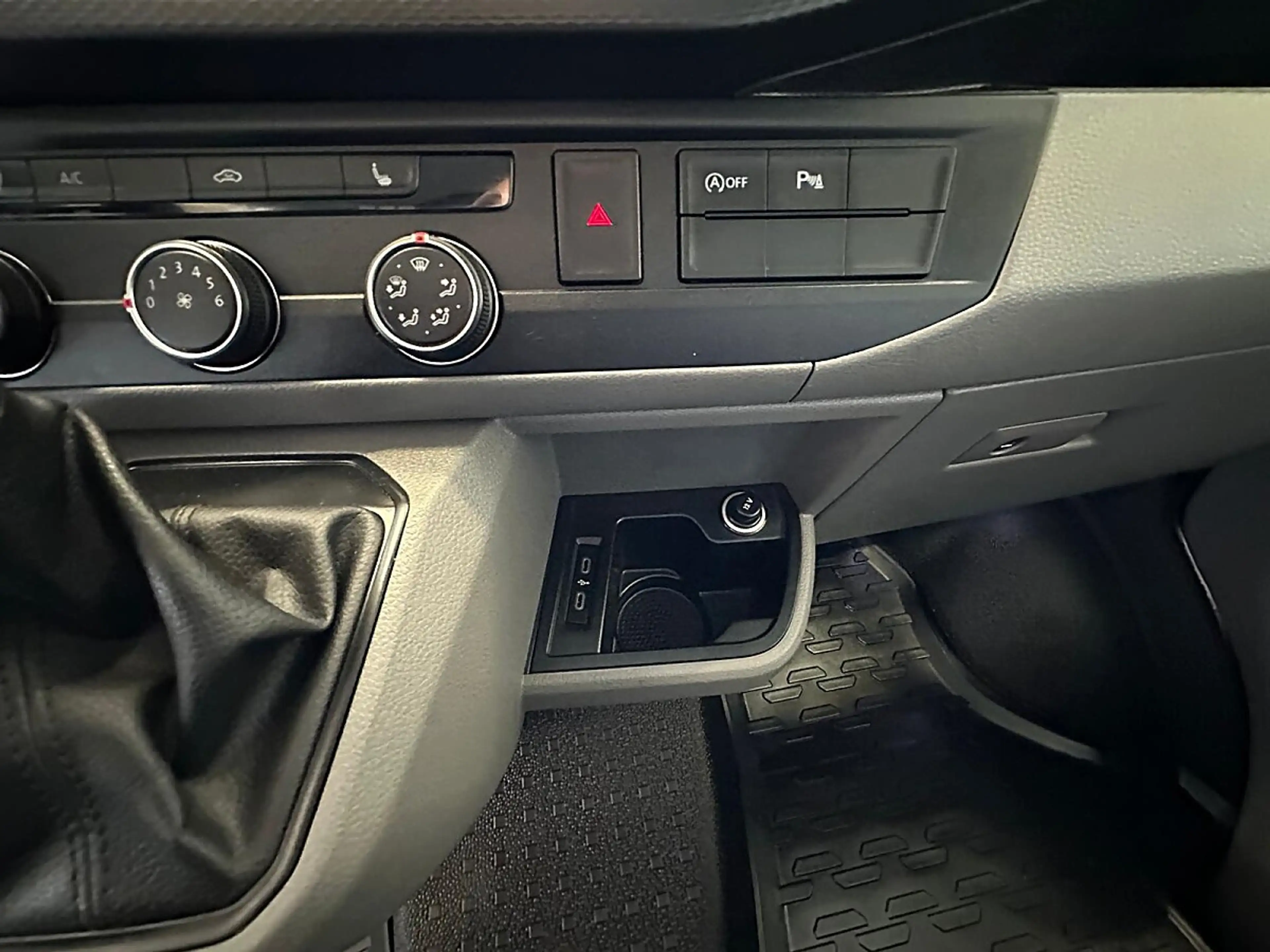 Volkswagen T6.1 Transporter LR Heckklappe li re Schiebetüre DSG*Multifunkti... — photo 7