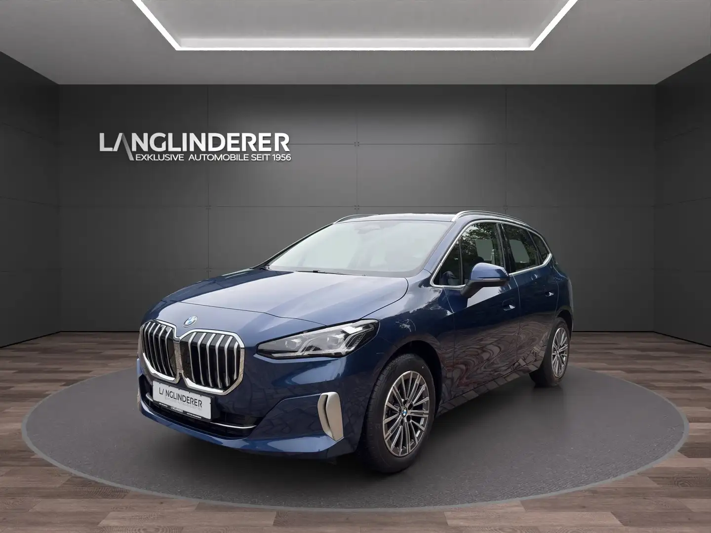 BMW 223 d xDrive Active Tourer LuxuryLine NP 60.429,- Синій - 1