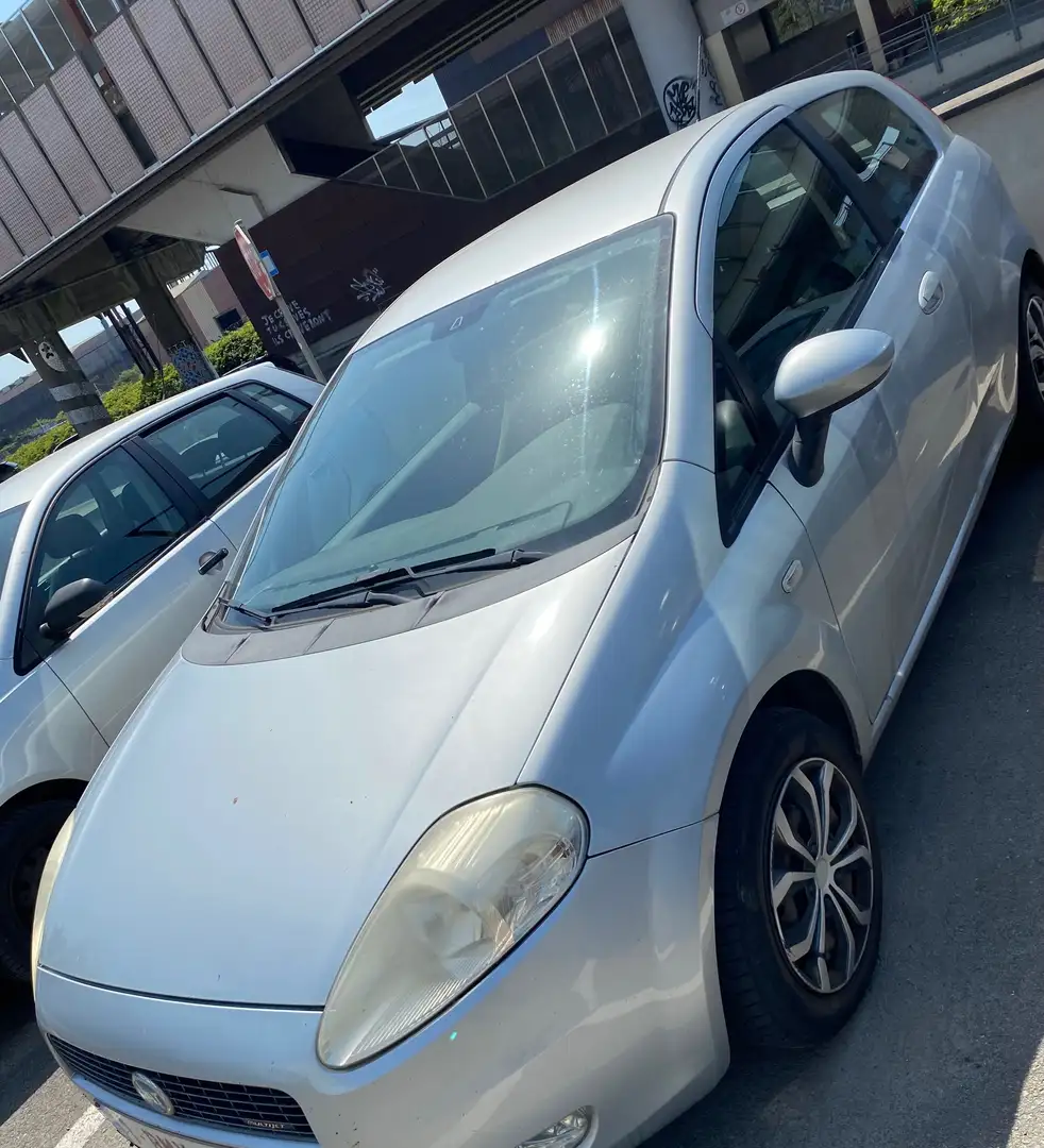 Fiat Grande Punto Grande Punto 1.3 Multijet 16v Dynamic - 1