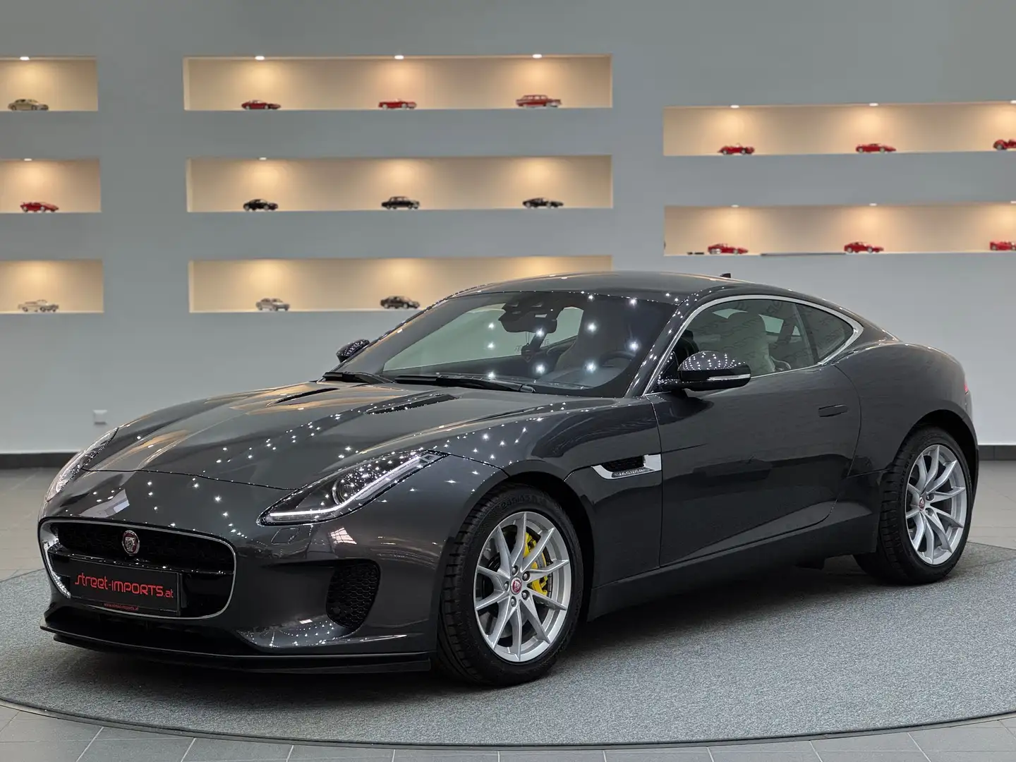 Jaguar F-Type *8.000km*1Besitz*Neuwagenzustand*Meridian*Keyless* Gris - 1
