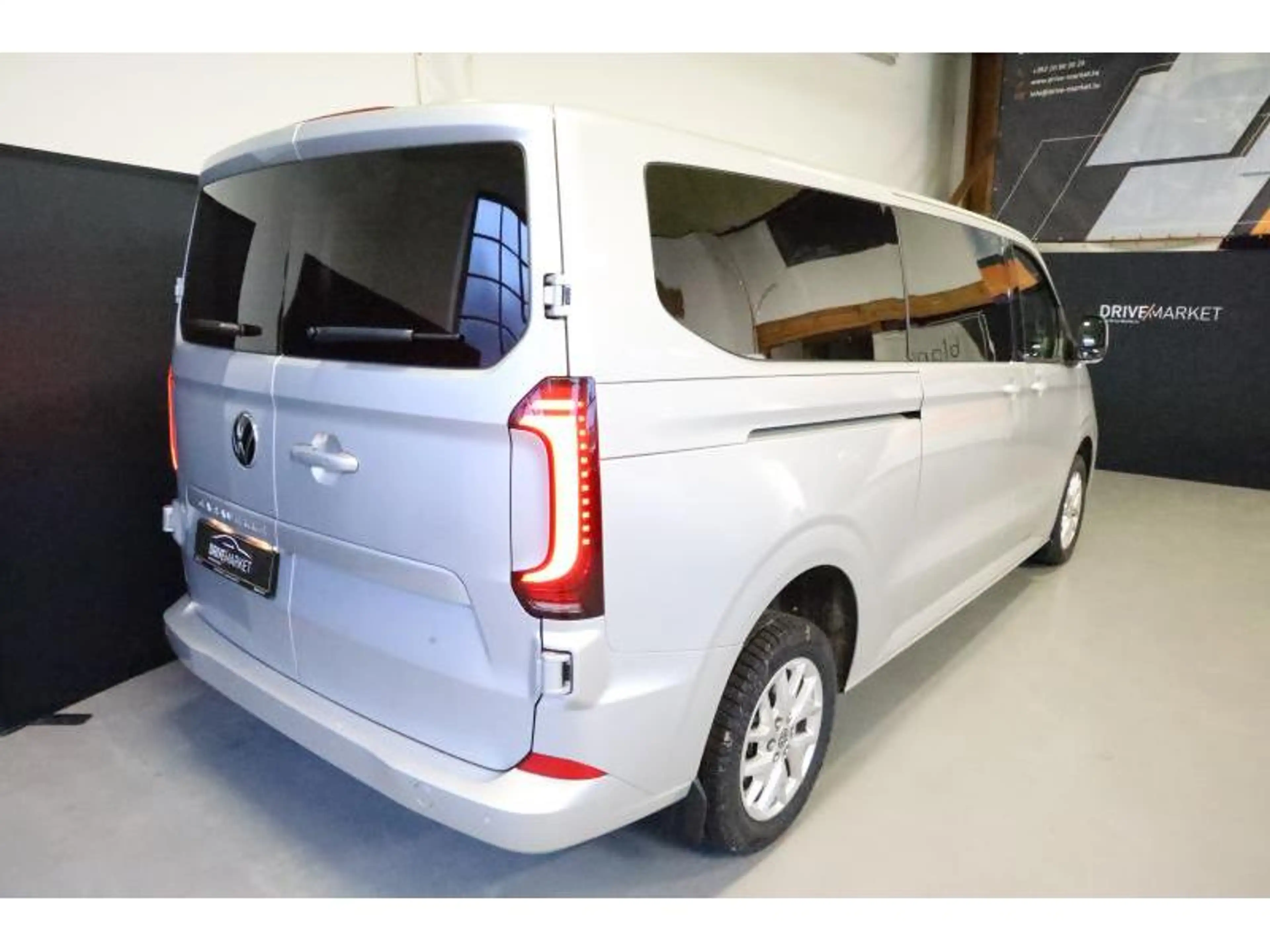 Volkswagen T7 Caravelle Style LONG LR — photo 3