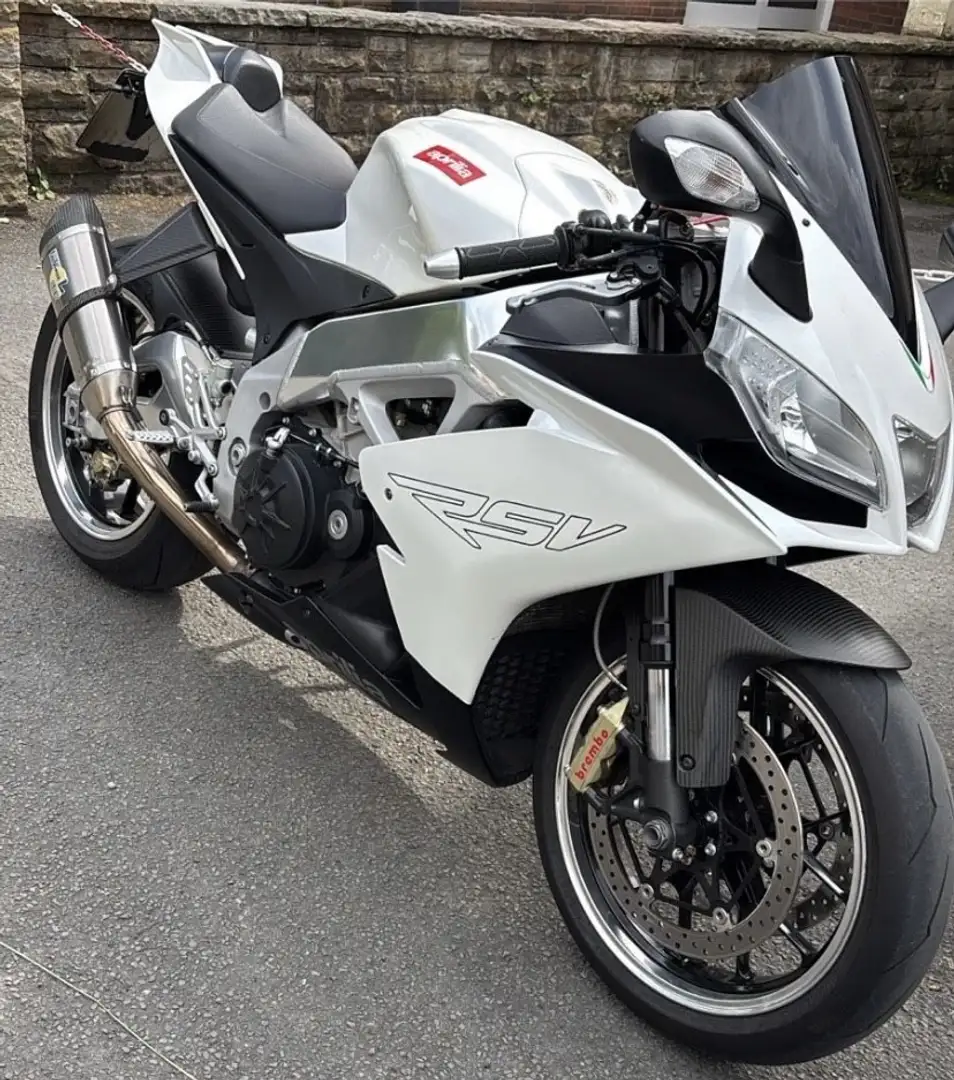 Aprilia RSV4 Biały - 1