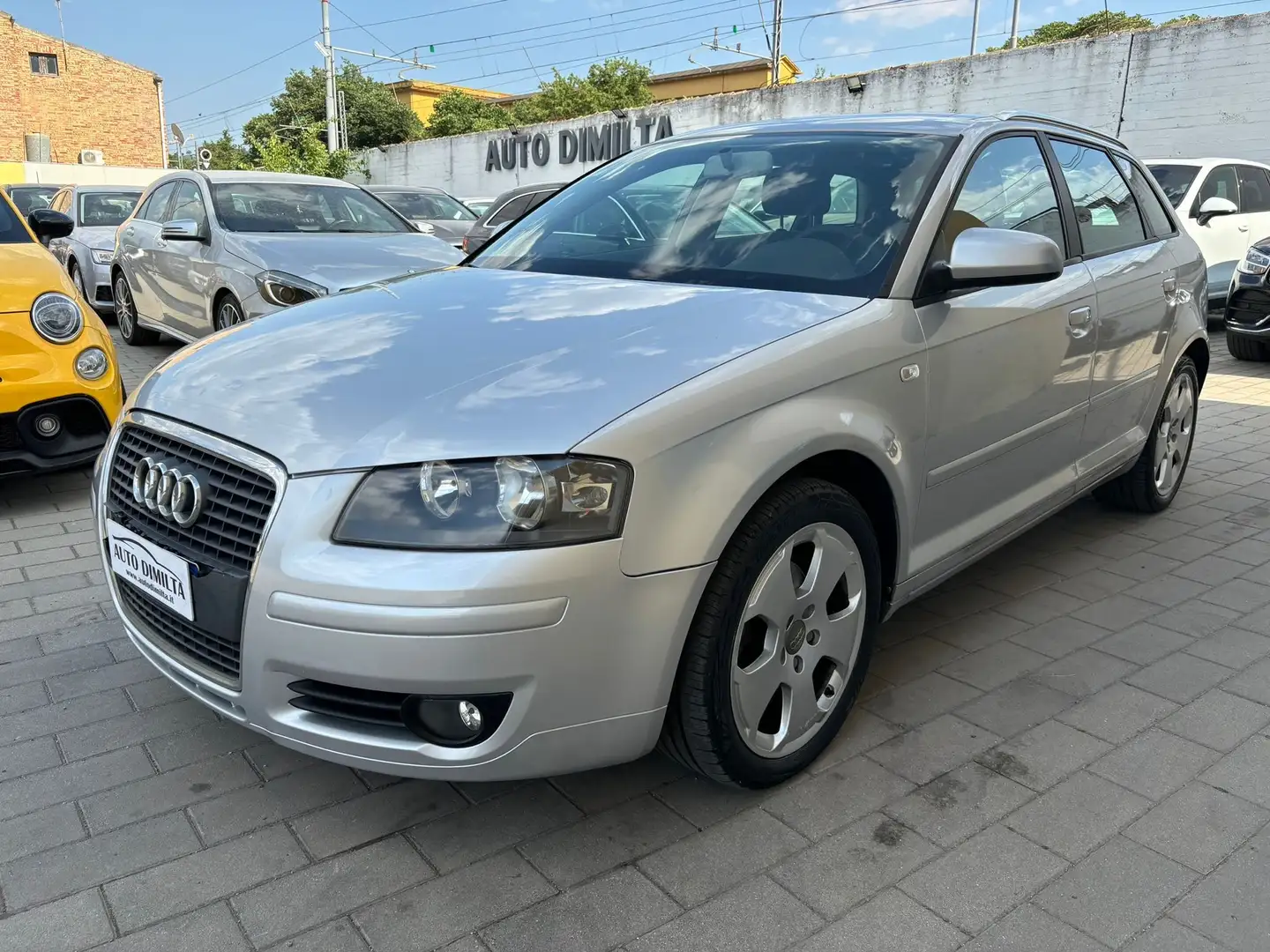 Audi A3 A3 II 2003  Sportback 2.0 tdi Ambition Argento - 2