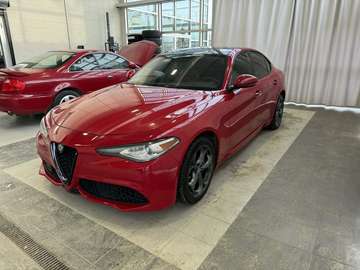 Berline 4 portes traction intégrale