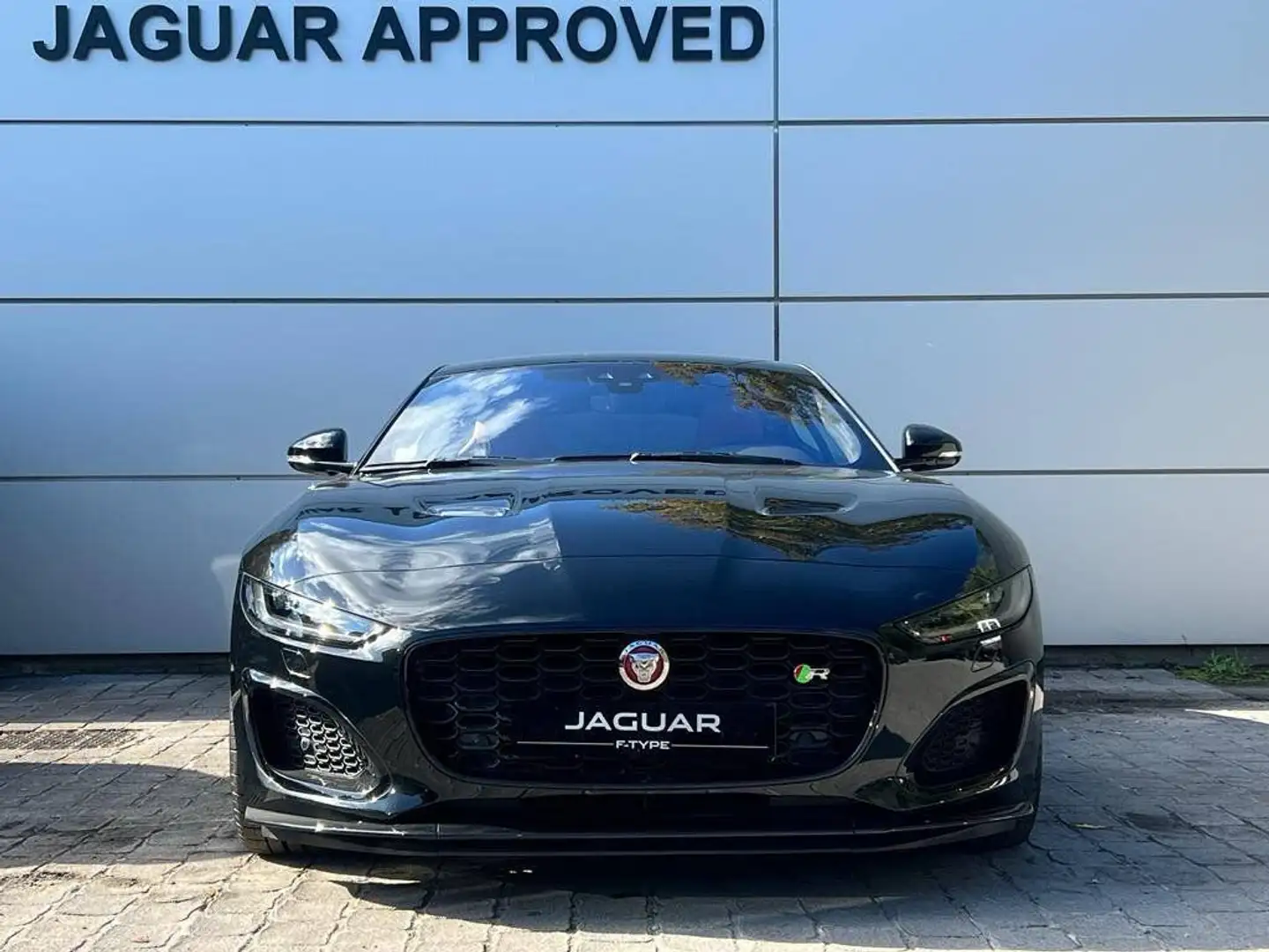 Jaguar F-Type COUPE Coupé V8 5L Essence Suralimenté 575 ch BVA8  Or - 1