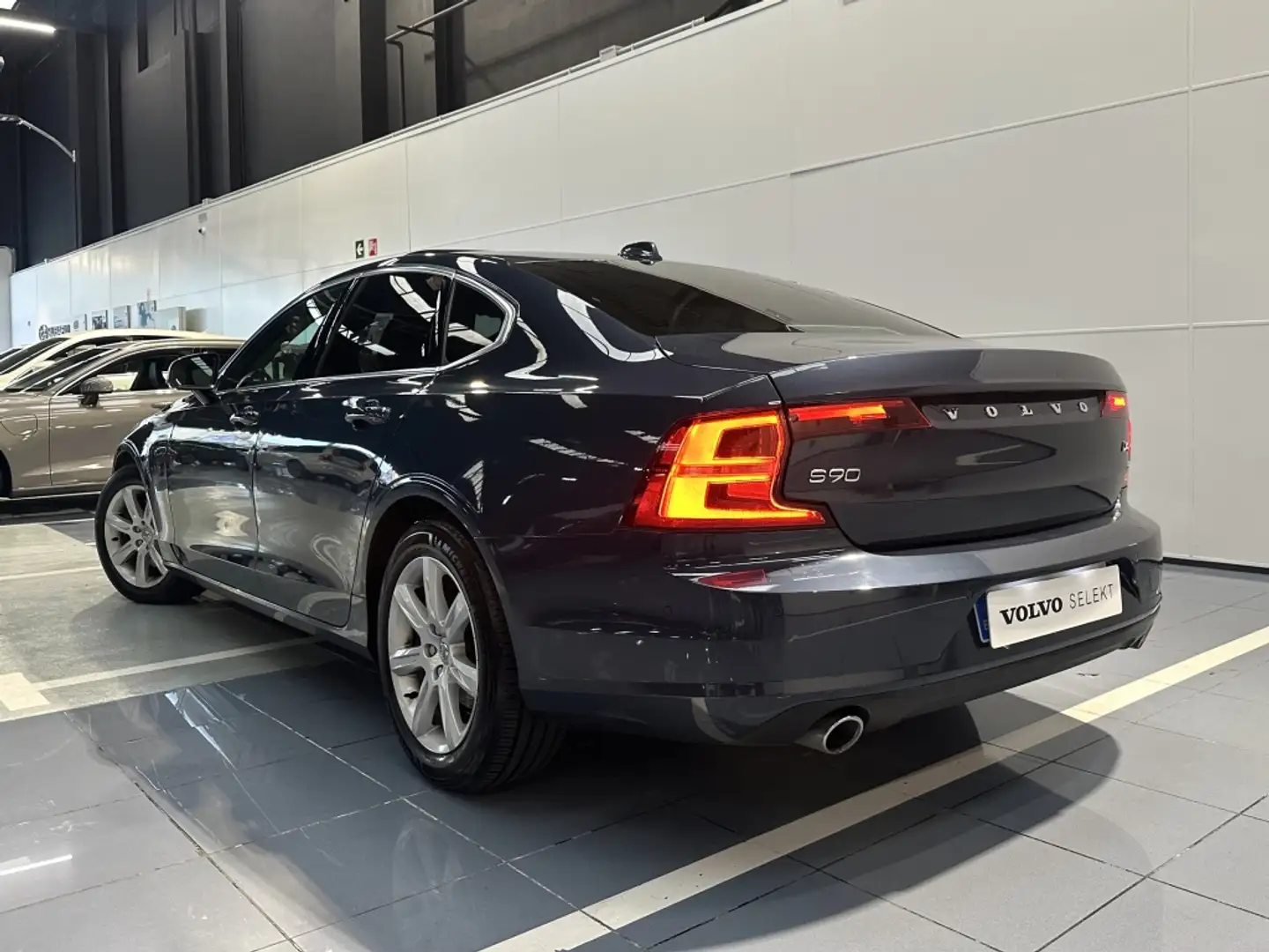 Volvo S90 D4 Momentum Aut. 190 Bleu - 2