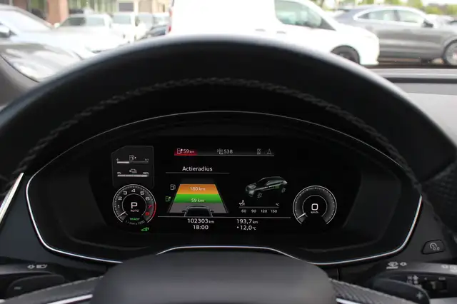 Audi Q5 view 19