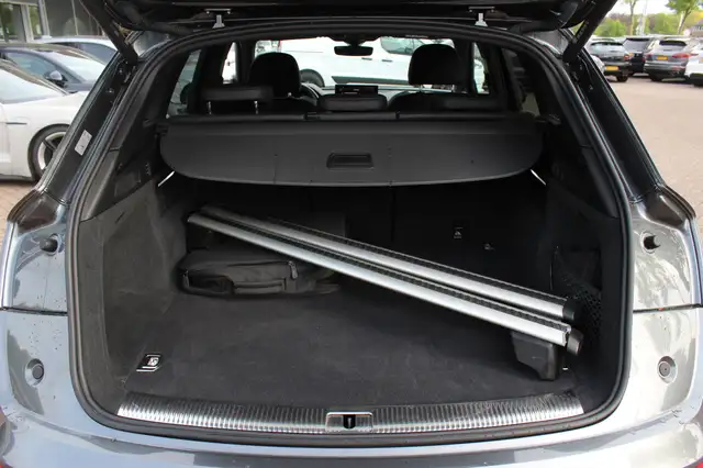 Audi Q5 view 17