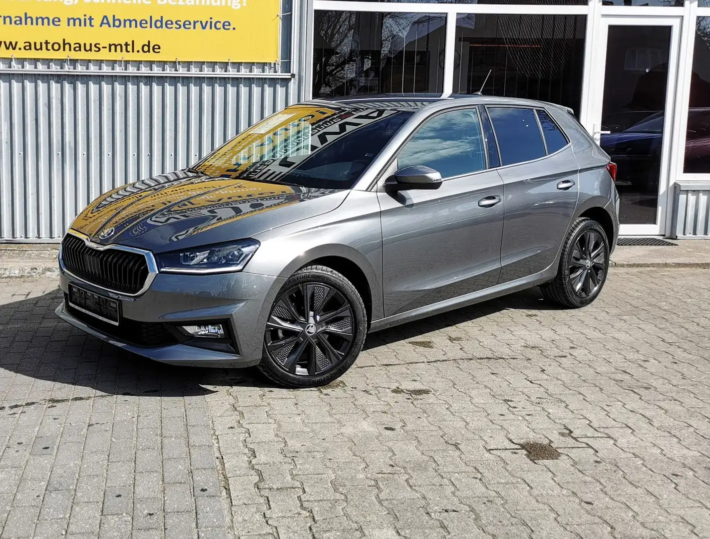 Skoda Fabia 1.5lTSI 110kW DSG STYLE LED SHZ 3x Heizung Gris - 1