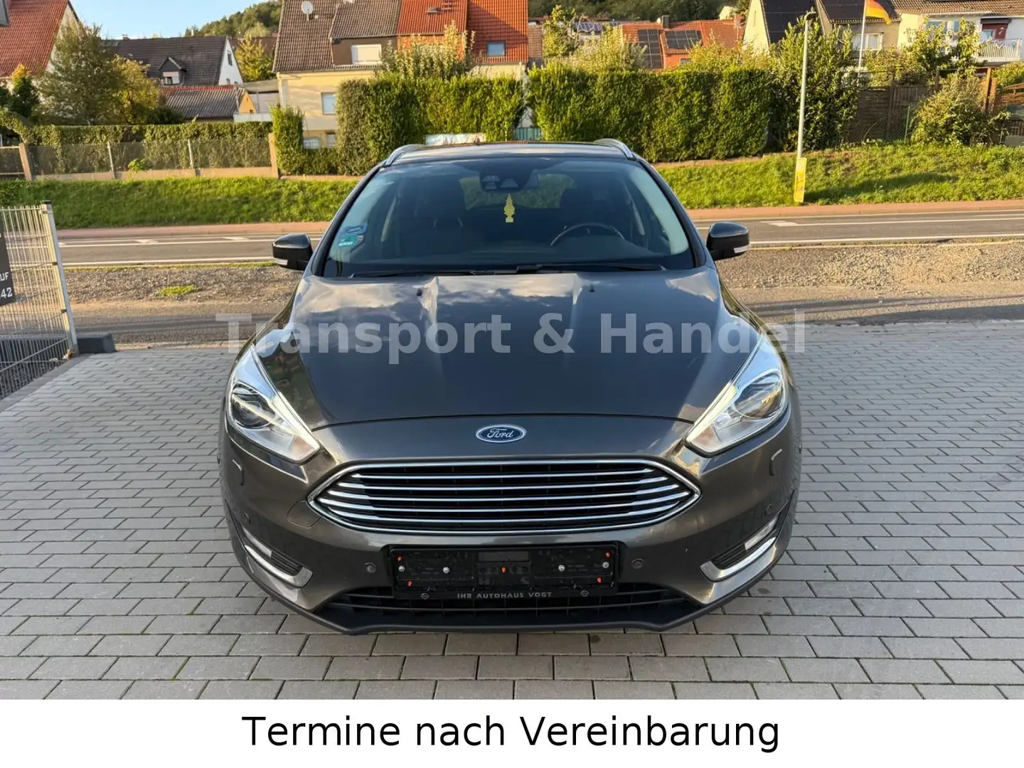 Ford Focus Turnier Titanium,Navi,Kamera,EFH,Automati, Braun - 1