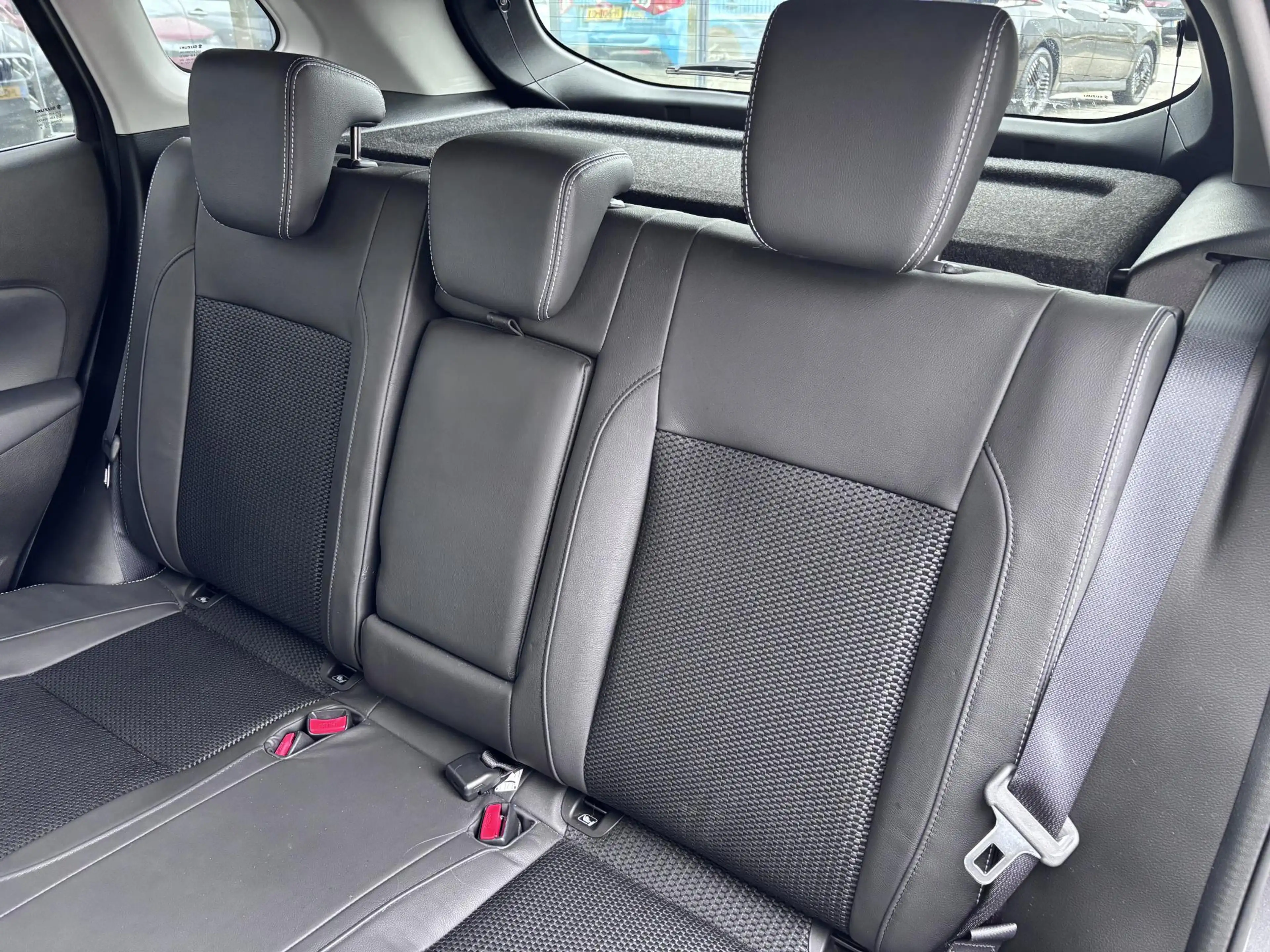 Suzuki S-Cross 1.5 Hybrid Style Automaat Bullbar/Sidebar/Trekhaak — photo 11