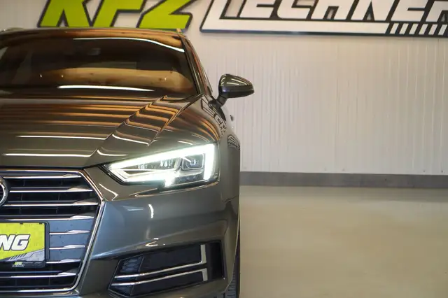 Audi A4 view 10