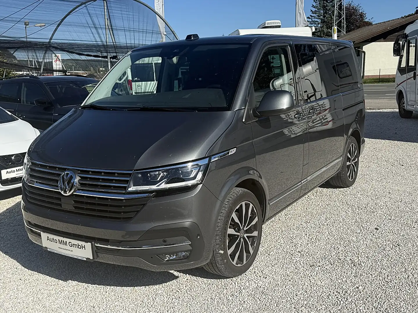 Volkswagen T6.1 Multivan Multivan Cruise T6.1 2,0 TDI 4Motion DSG Grau - 2