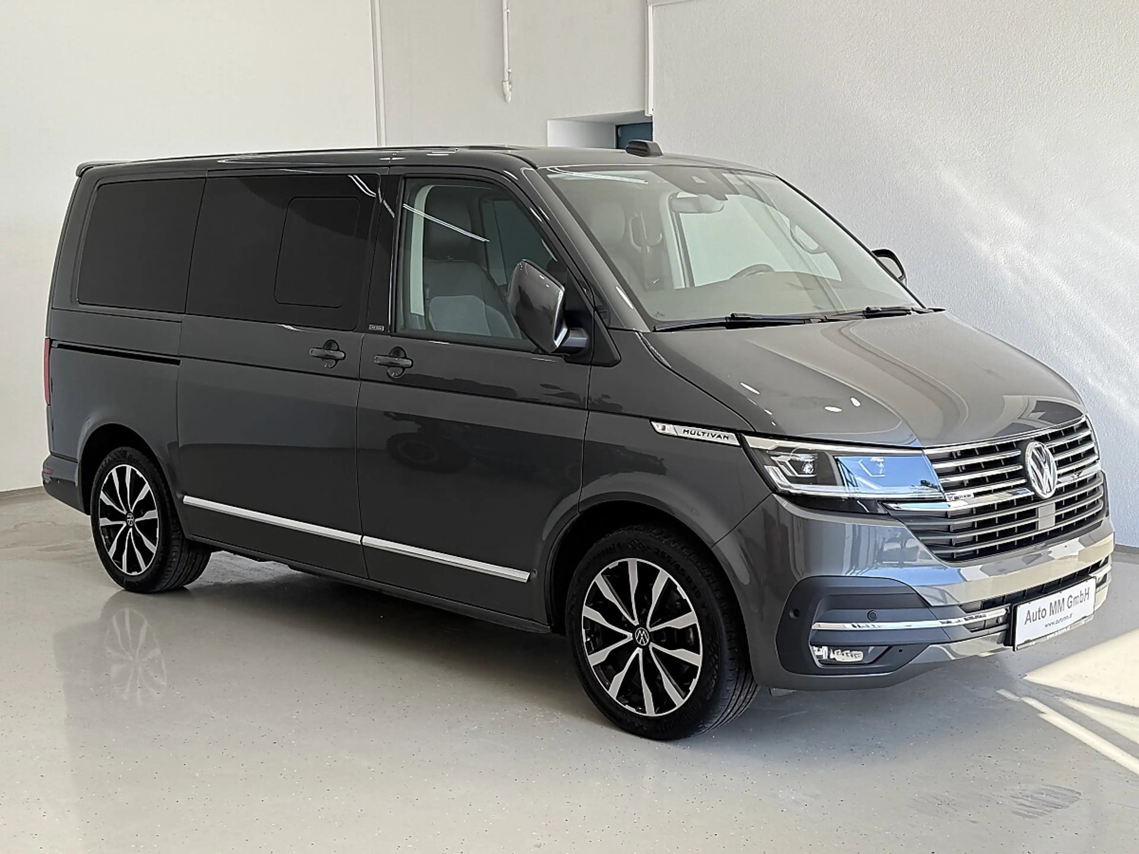 Volkswagen T6.1 Multivan Multivan Cruise T6.1 2,0 TDI 4Motion  DSG — photo 6