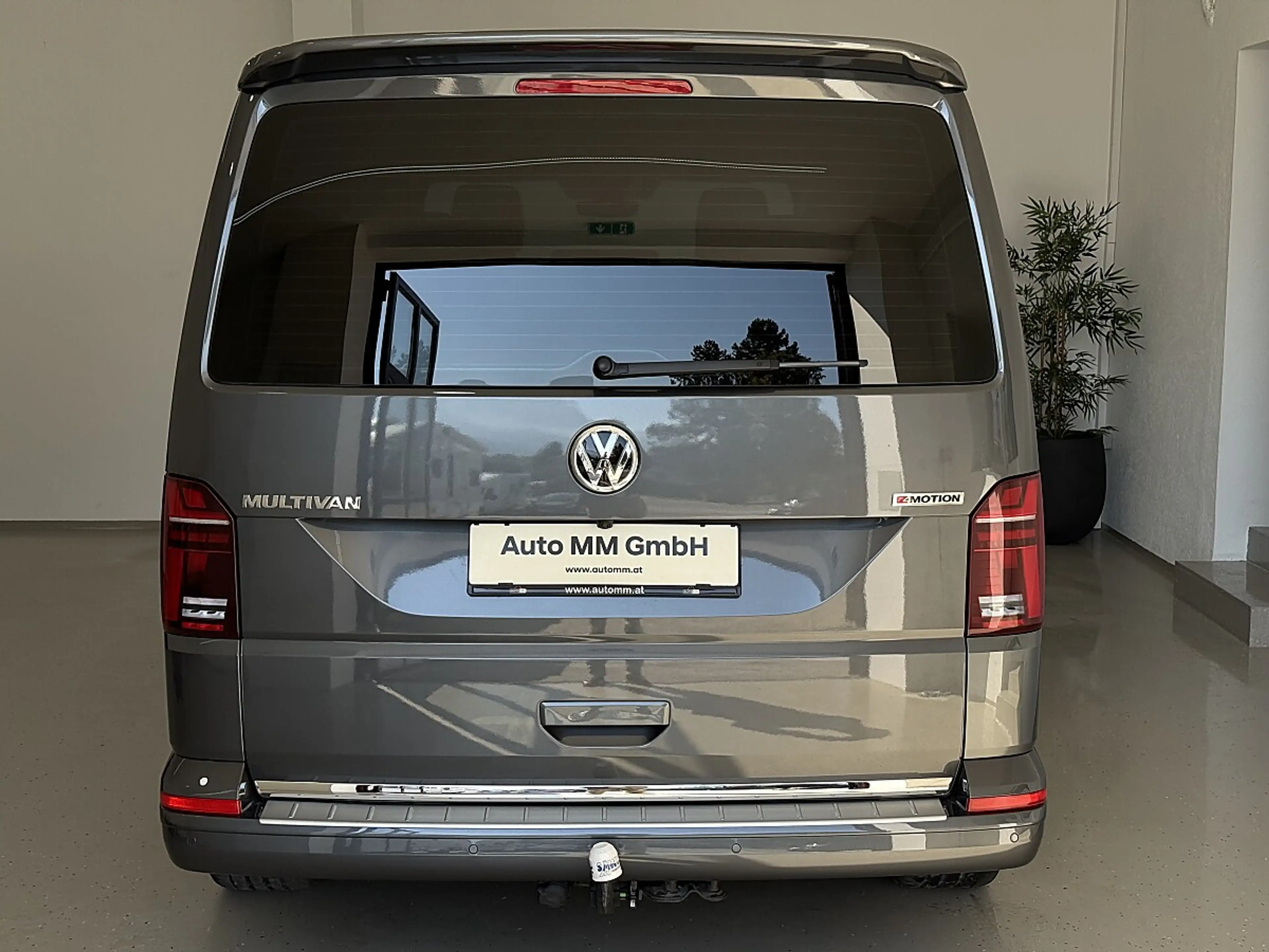 Volkswagen T6.1 Multivan Multivan Cruise T6.1 2,0 TDI 4Motion  DSG — photo 11