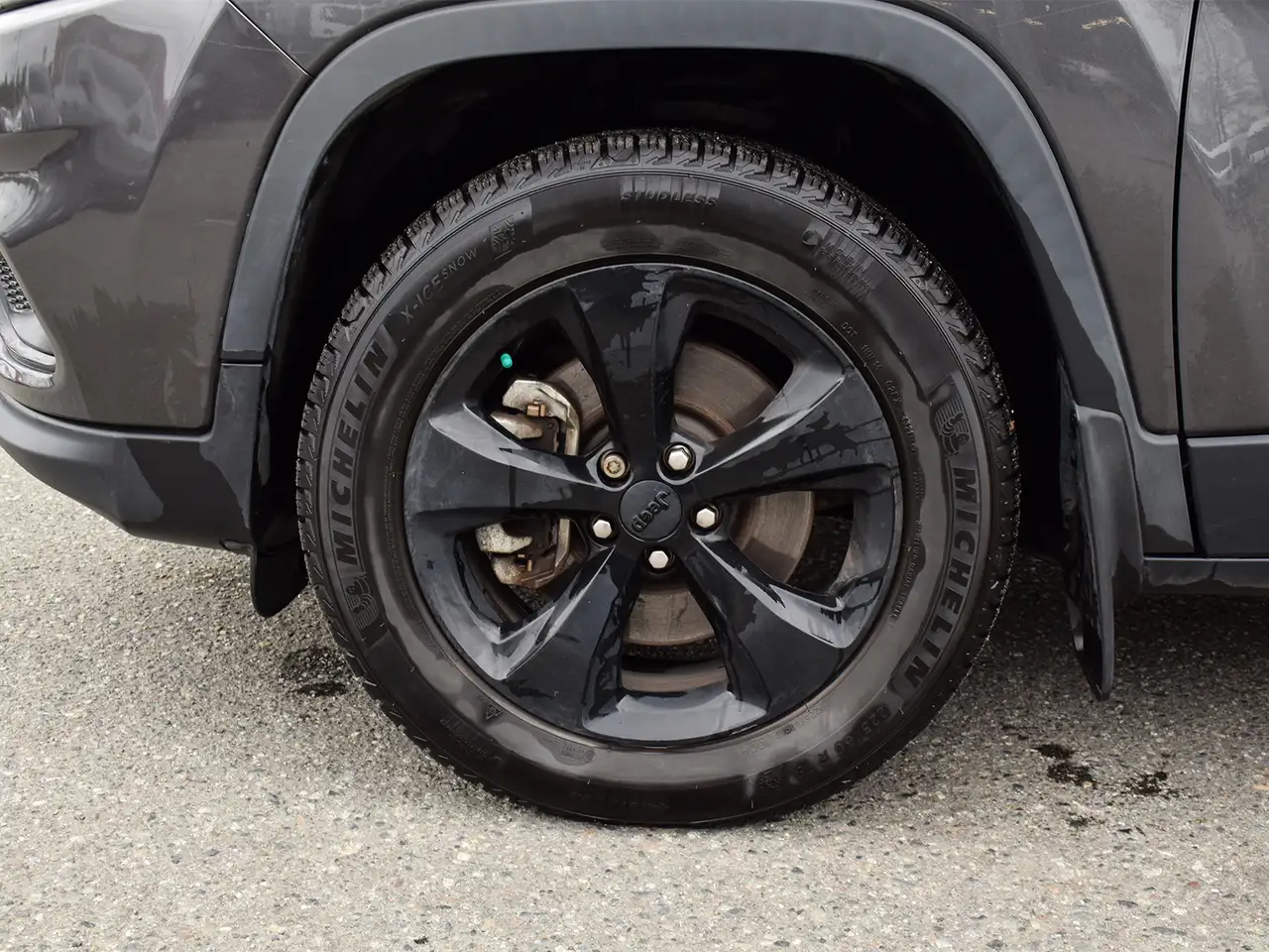 Jeep Cherokee снимка Jeep Cherokee
