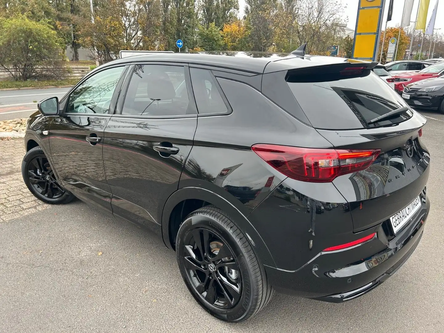 Opel Grandland X Grandland GS 1.2 (130PS) Navi, 360°, SHZ, AHK Schwarz - 2