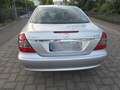Mercedes-Benz E 200 200K Classic - thumbnail 4