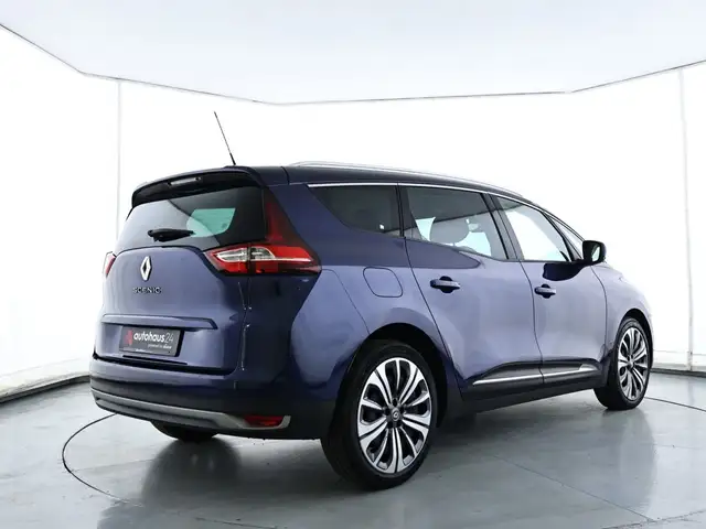 Renault Grand Scenic view 5