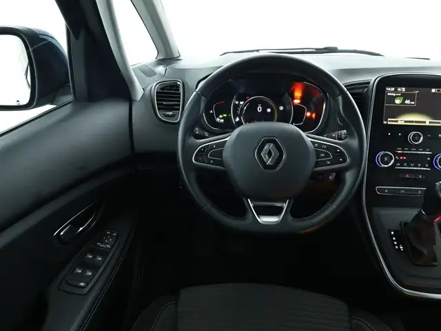 Renault Grand Scenic view 10