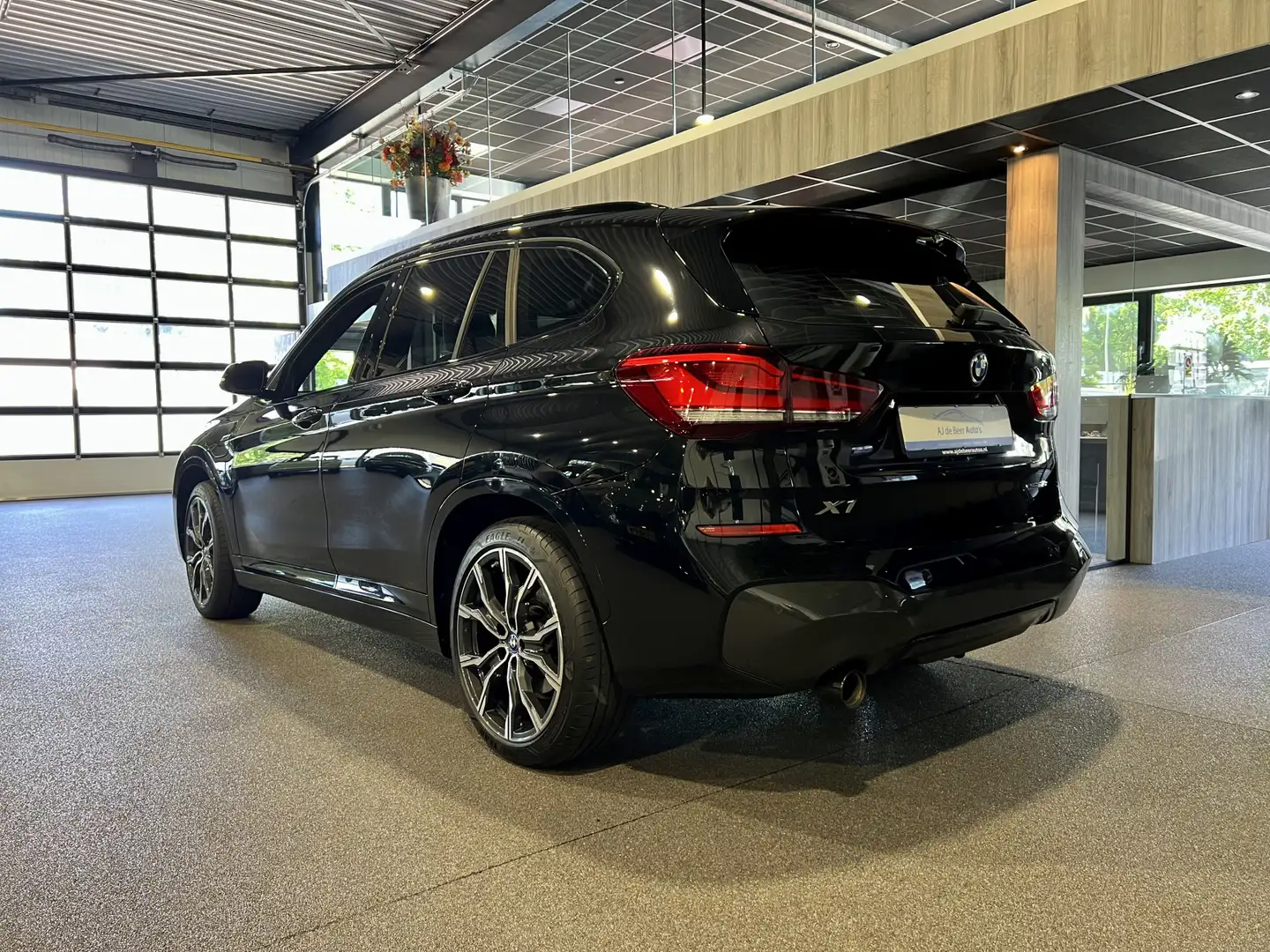 BMW X1 xDrive25e Executive M-Sport | Camera | "19 | Carpl Zwart - 2